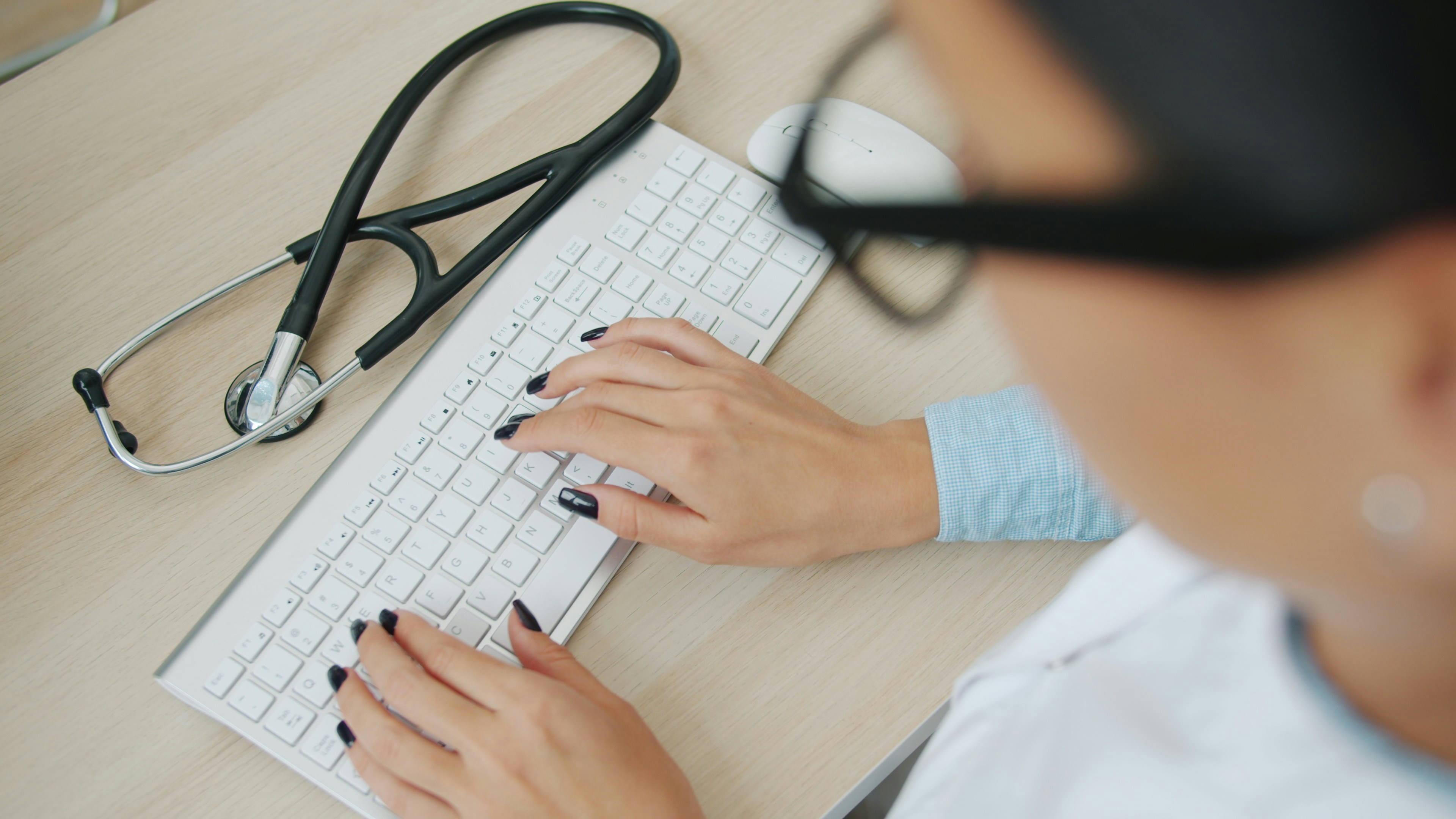 askDr.ai — RAG-powered health assistant interface
